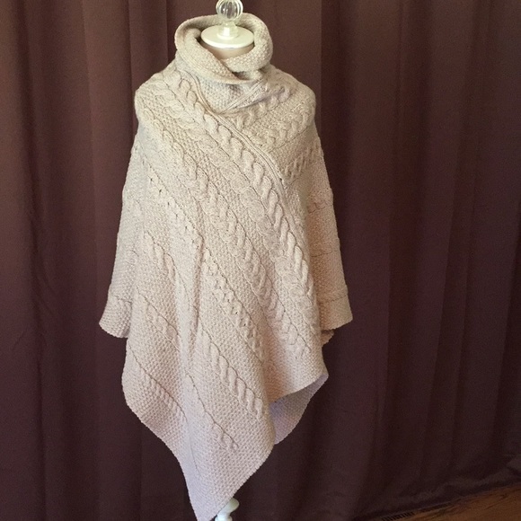 Sweaters - Irish knit sweater size Small/Medium